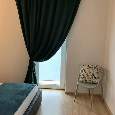 Cozy Nest In *